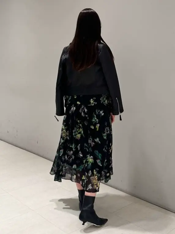 ORIGINATED IN GRACE CONTINENTAL 髙田　美衣 コーディネート画像