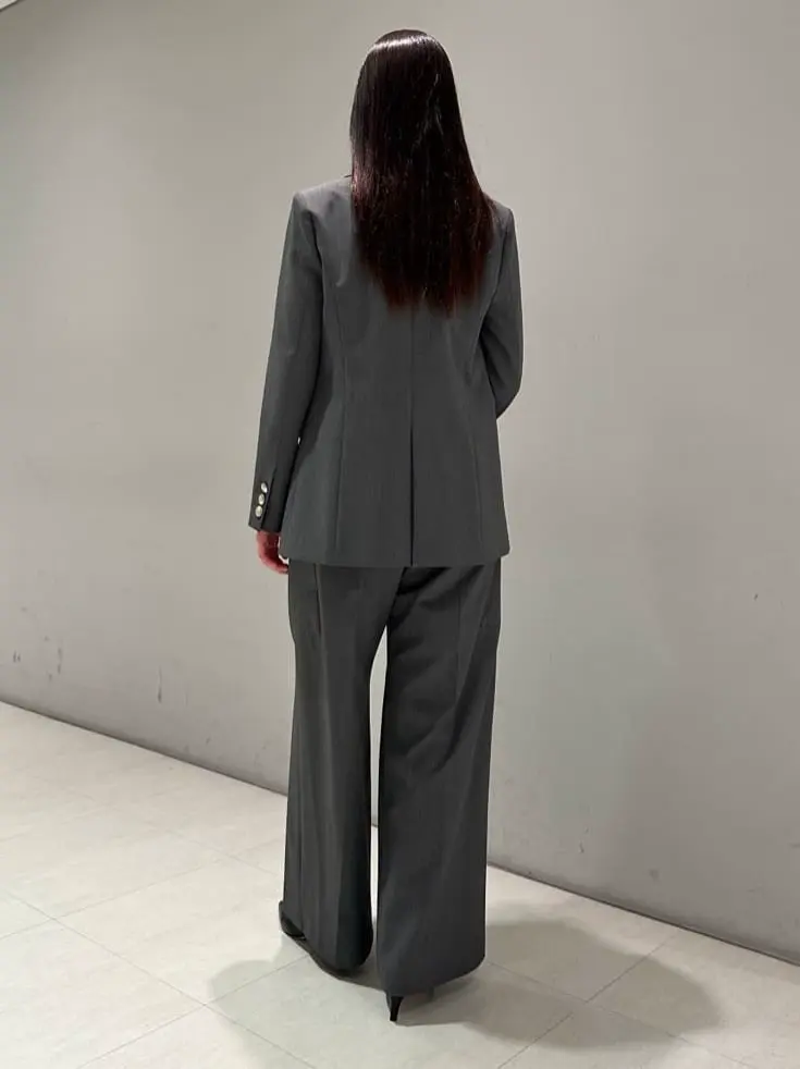 ORIGINATED IN GRACE CONTINENTAL 髙田　美衣 コーディネート画像