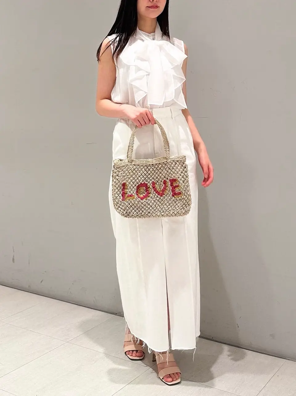 ORIGINATED IN GRACE CONTINENTAL 髙田　美衣 コーディネート画像