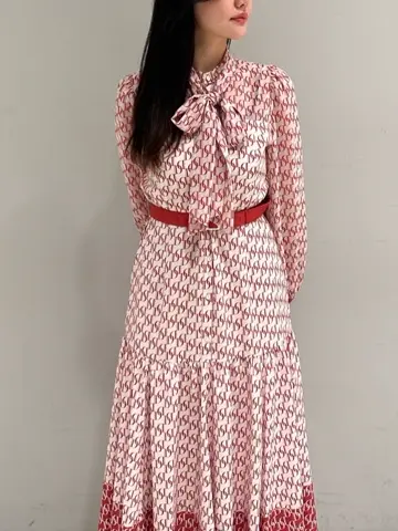 ORIGINATED IN GRACE CONTINENTAL 髙田　美衣 コーディネート画像