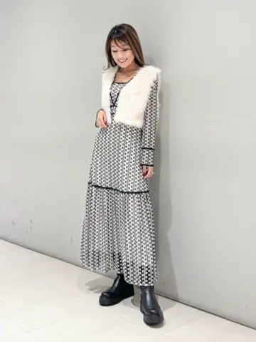 ORIGINATED IN GRACE CONTINENTAL yukimi yonee コーディネート画像