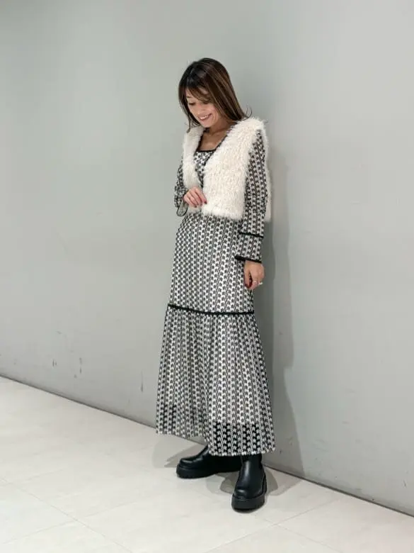 ORIGINATED IN GRACE CONTINENTAL yukimi yonee コーディネート画像