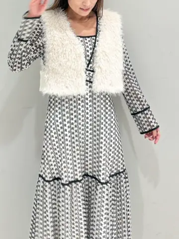 ORIGINATED IN GRACE CONTINENTAL yukimi yonee コーディネート画像