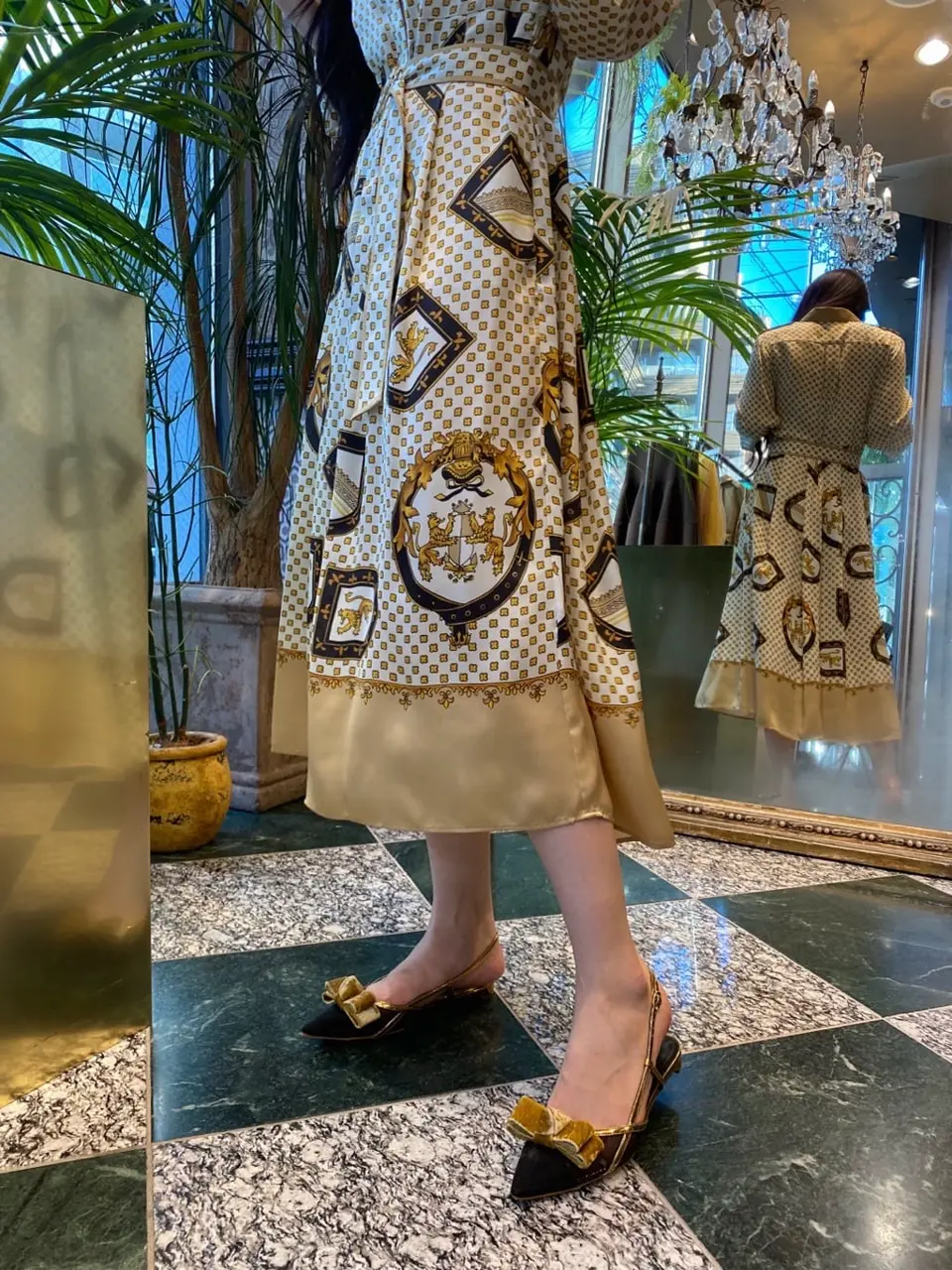 ORIGINATED IN GRACE CONTINENTAL watanabe コーディネート画像