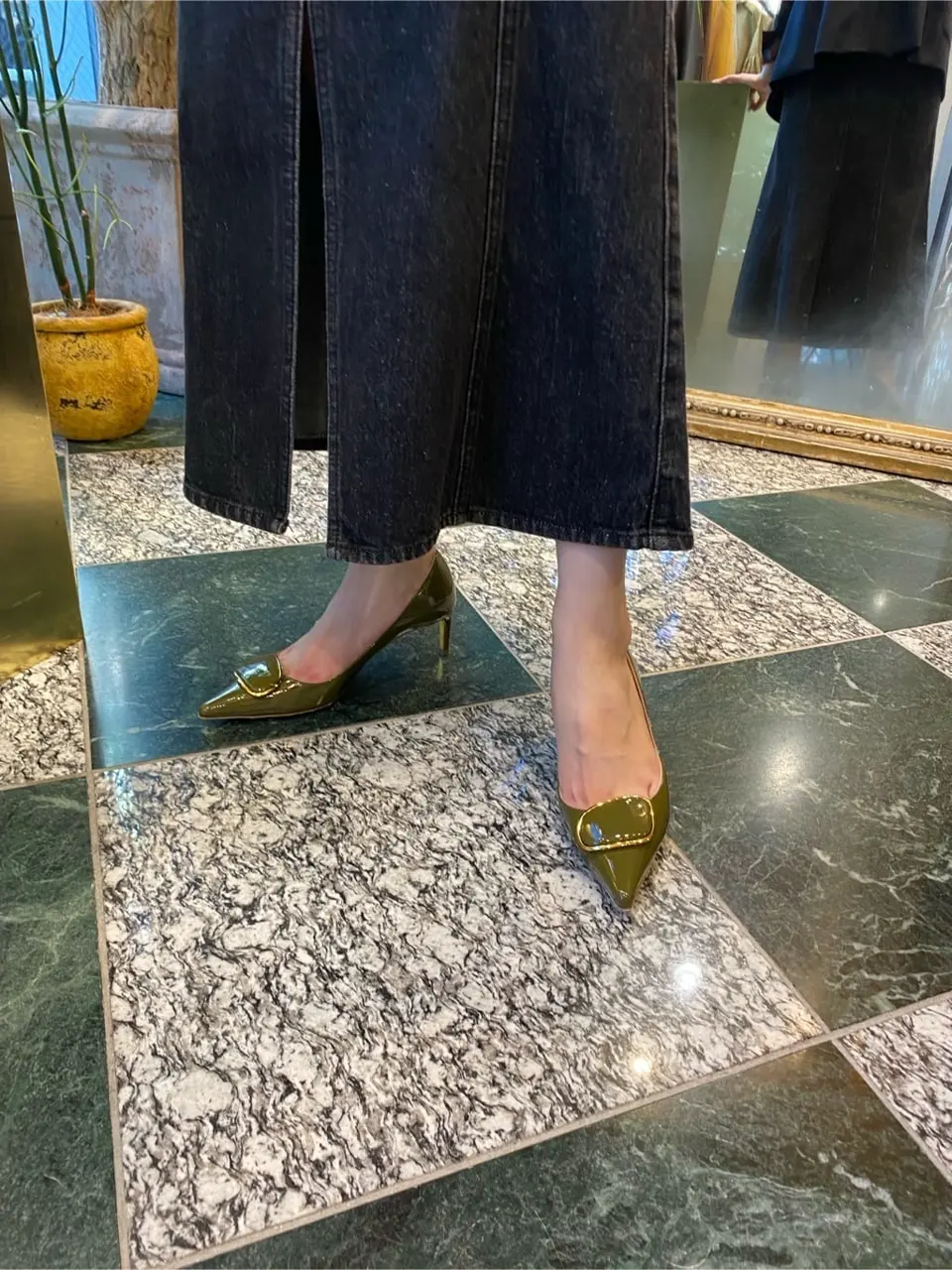 ORIGINATED IN GRACE CONTINENTAL watanabe コーディネート画像