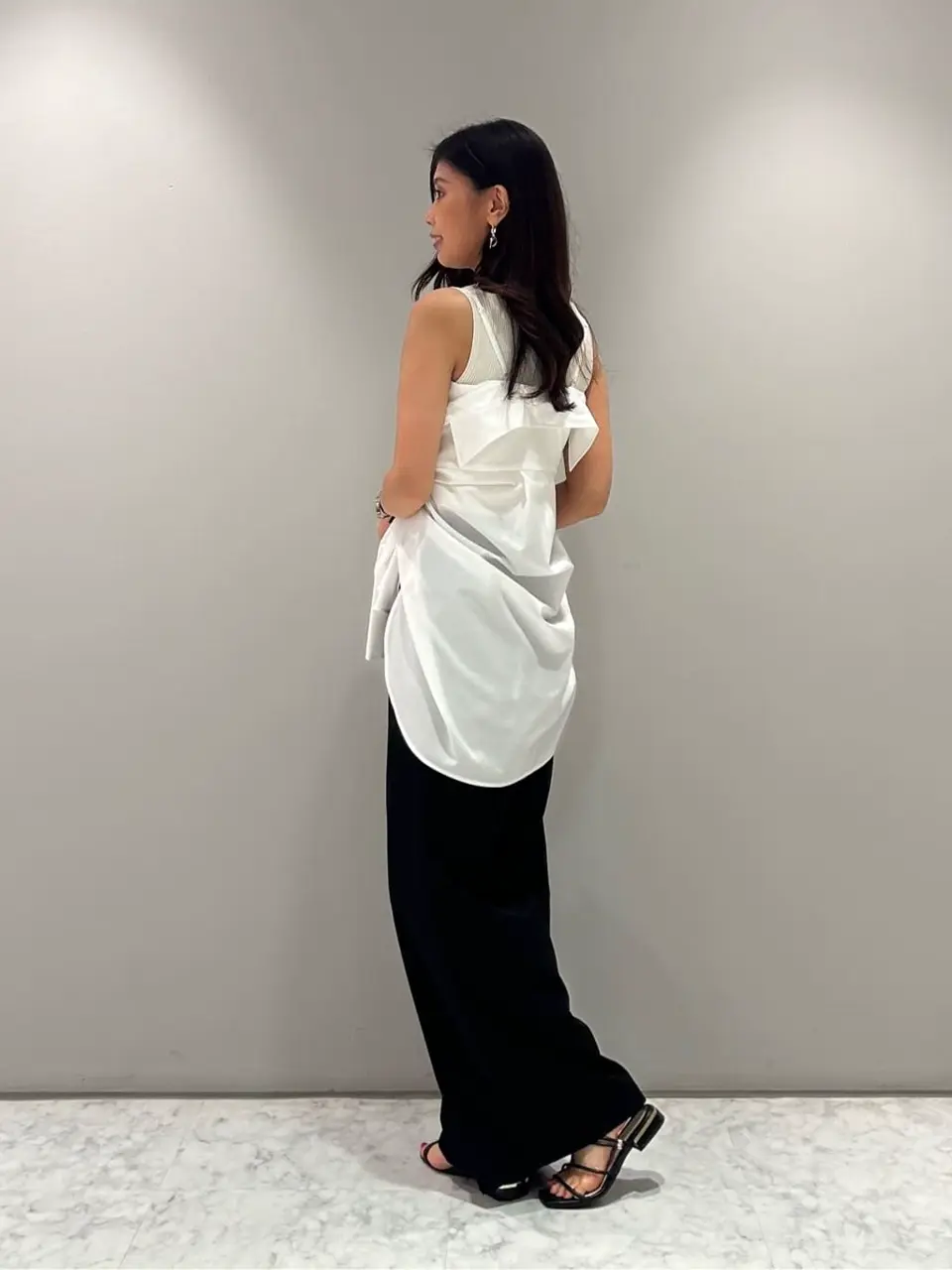 ORIGINATED IN GRACE CONTINENTAL 志田　悠 コーディネート画像