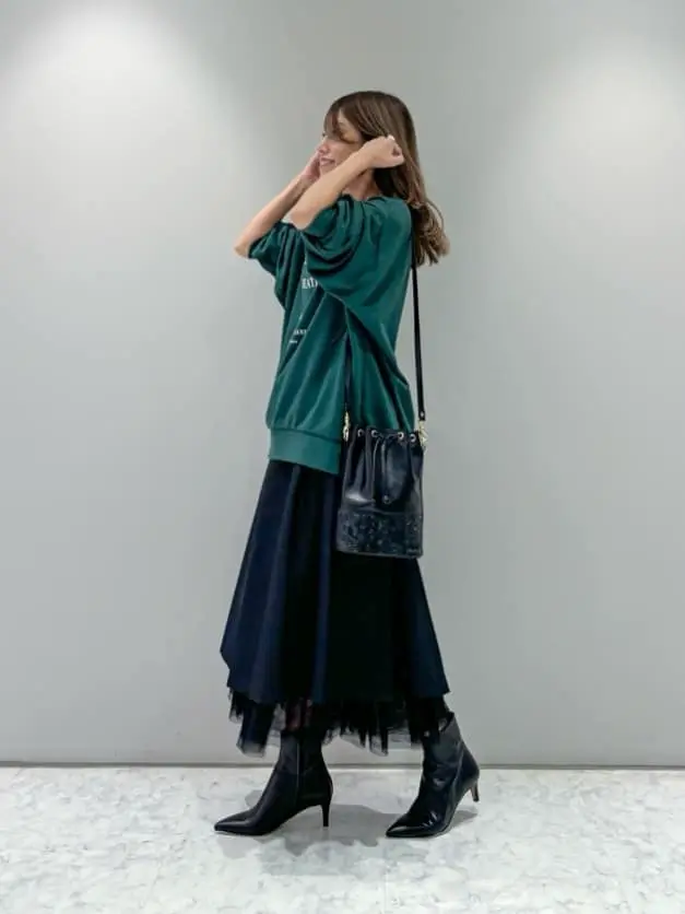 ORIGINATED IN GRACE CONTINENTAL yukimi yonee コーディネート画像