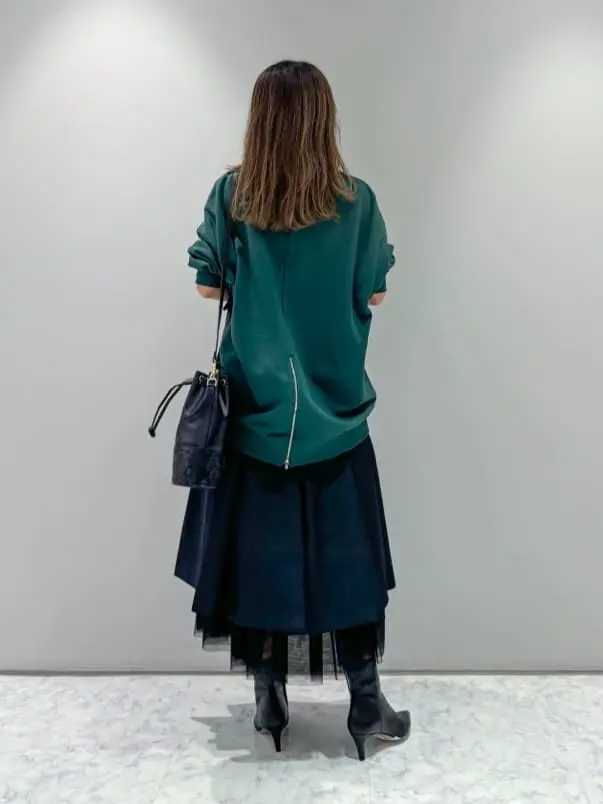 ORIGINATED IN GRACE CONTINENTAL yukimi yonee コーディネート画像