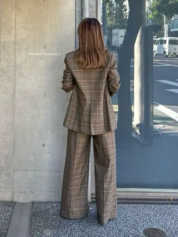 ORIGINATED IN GRACE CONTINENTAL yukimi yonee コーディネート画像