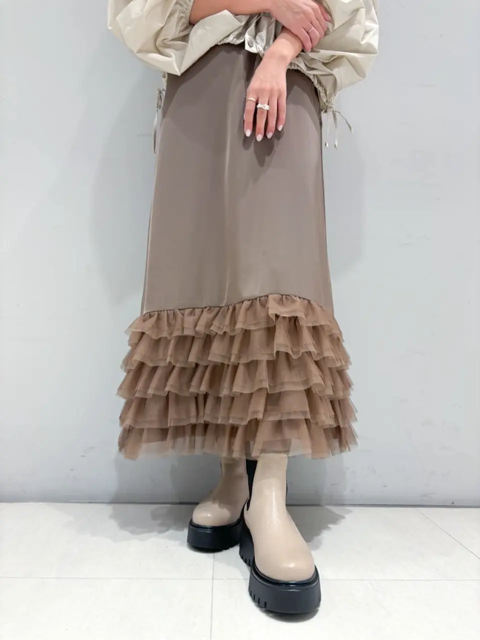 ORIGINATED IN GRACE CONTINENTAL yukimi yonee コーディネート画像