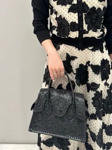 ORIGINATED IN GRACE CONTINENTAL Kanon コーディネート画像