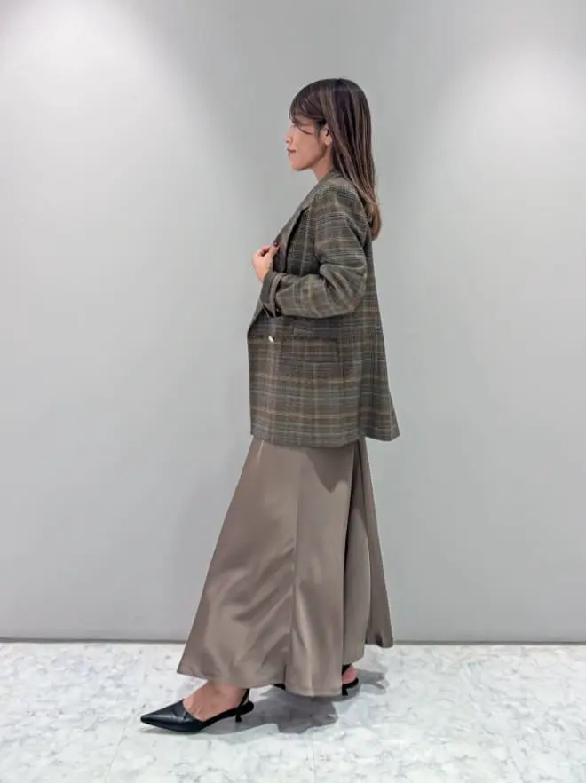 ORIGINATED IN GRACE CONTINENTAL yukimi yonee コーディネート画像