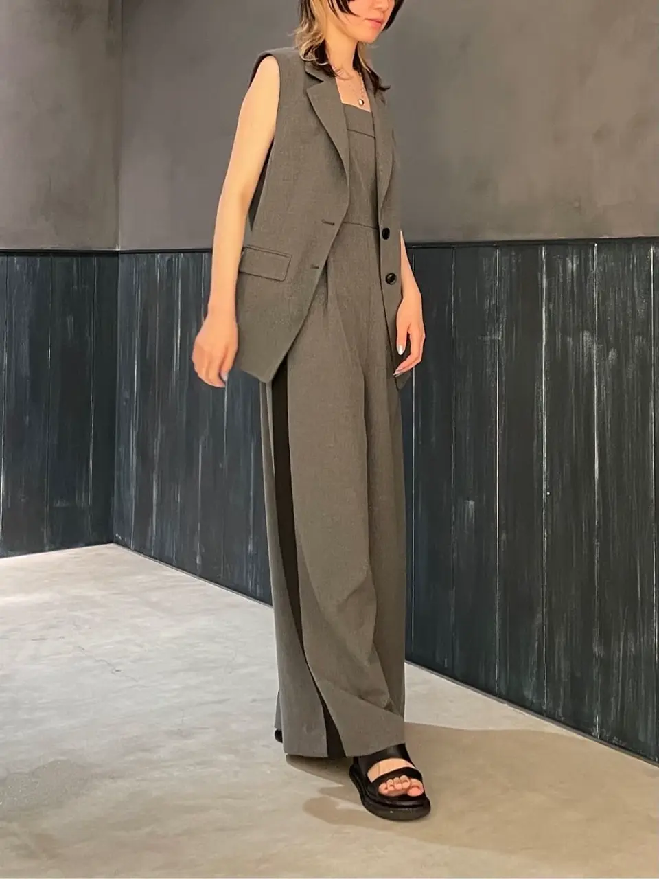 ORIGINATED IN GRACE CONTINENTAL 三浦　芙優 コーディネート画像