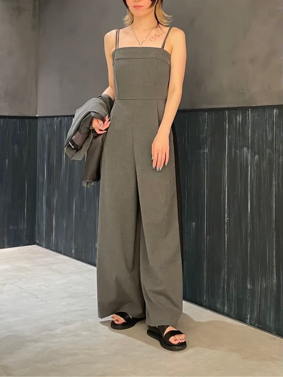 ORIGINATED IN GRACE CONTINENTAL 三浦　芙優 コーディネート画像