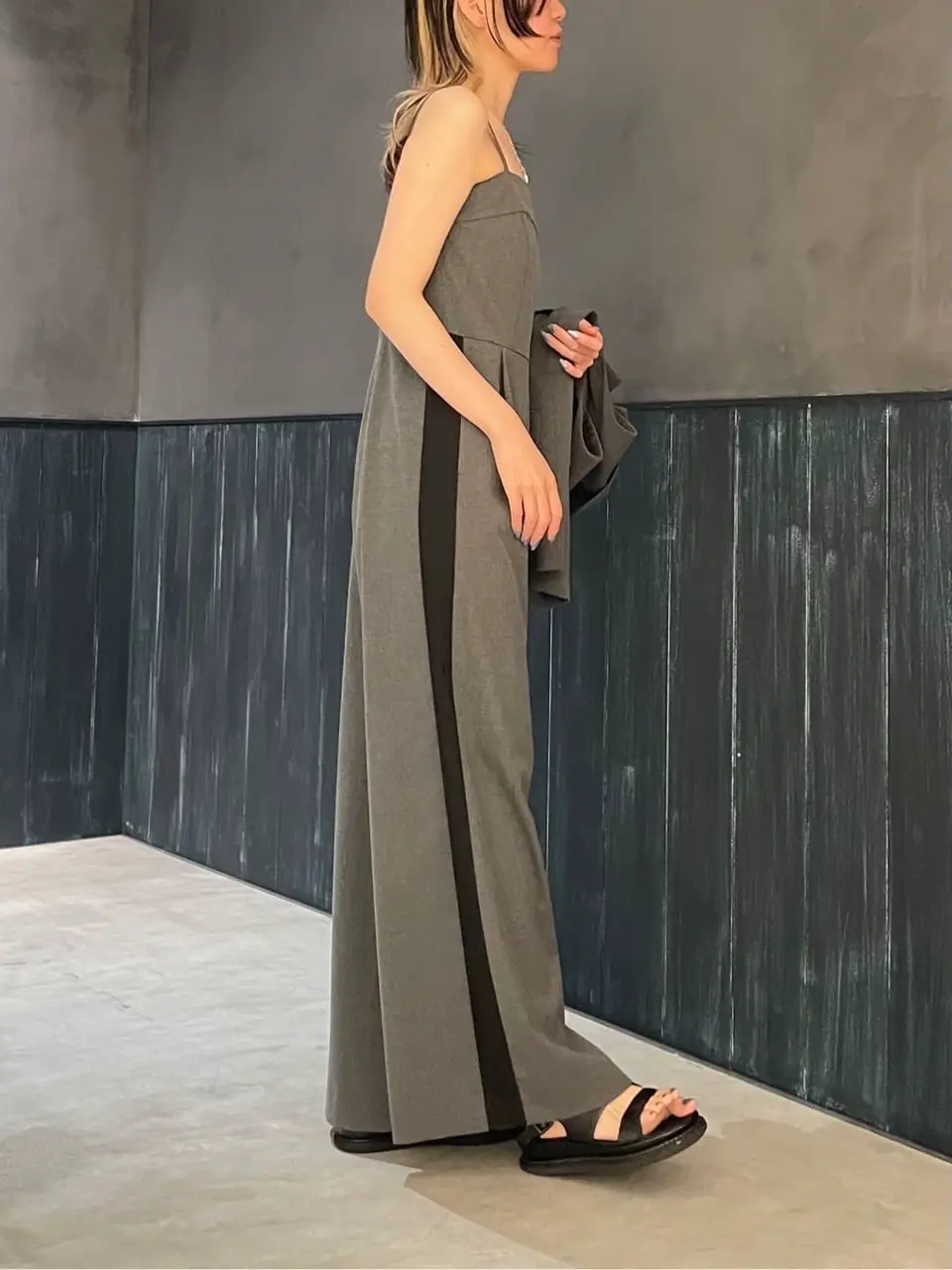 ORIGINATED IN GRACE CONTINENTAL 三浦　芙優 コーディネート画像