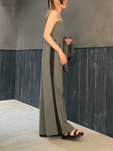 ORIGINATED IN GRACE CONTINENTAL 三浦　芙優 コーディネート画像