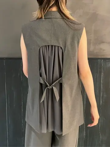 ORIGINATED IN GRACE CONTINENTAL 三浦　芙優 コーディネート画像