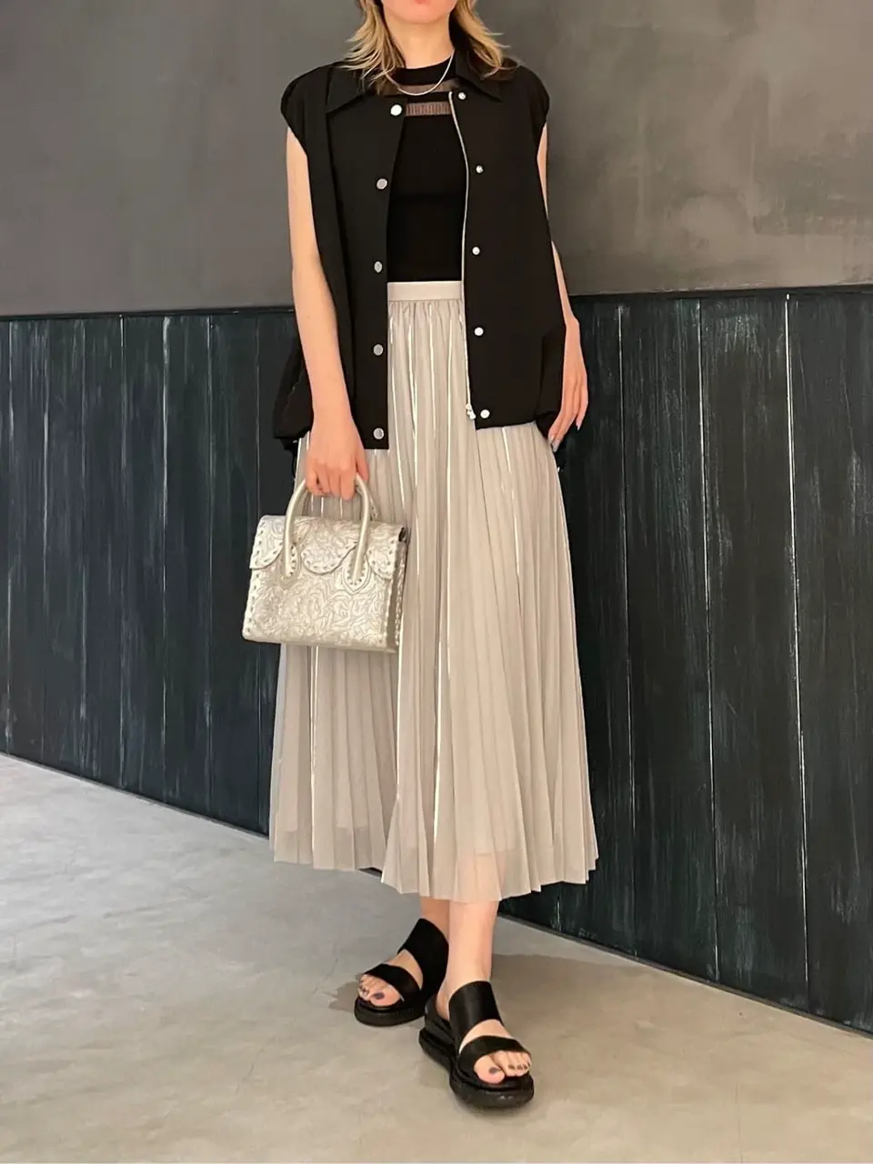 ORIGINATED IN GRACE CONTINENTAL 三浦　芙優 コーディネート画像