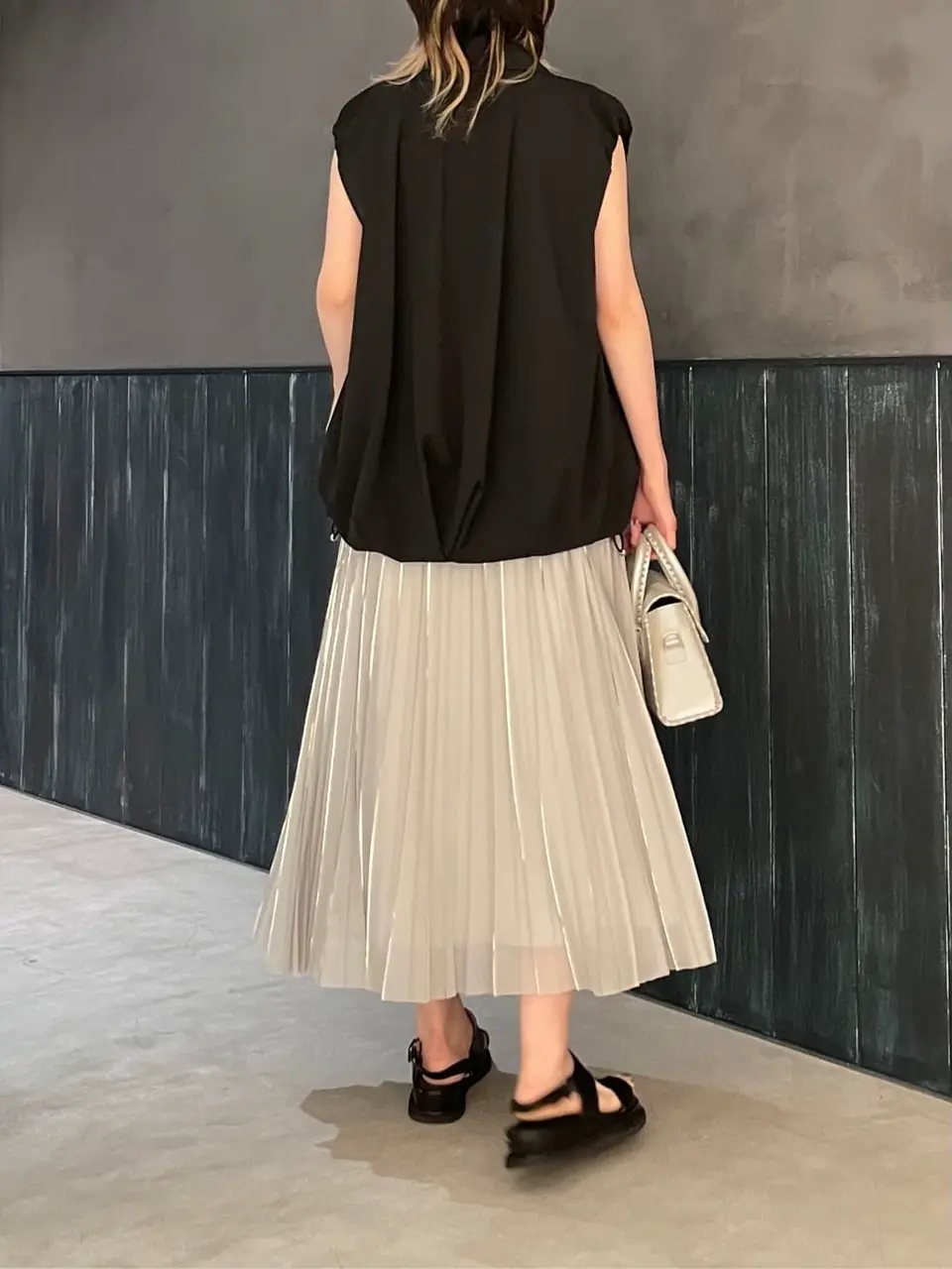 ORIGINATED IN GRACE CONTINENTAL 三浦　芙優 コーディネート画像