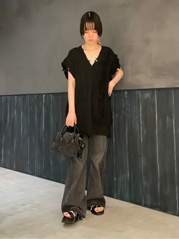 ORIGINATED IN GRACE CONTINENTAL 三浦　芙優 コーディネート画像