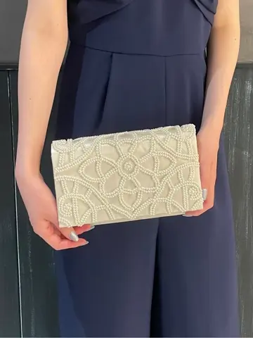 ORIGINATED IN GRACE CONTINENTAL 三浦　芙優 コーディネート画像