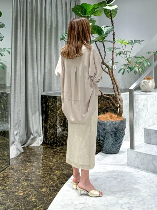 ORIGINATED IN GRACE CONTINENTAL yukimi yonee コーディネート画像