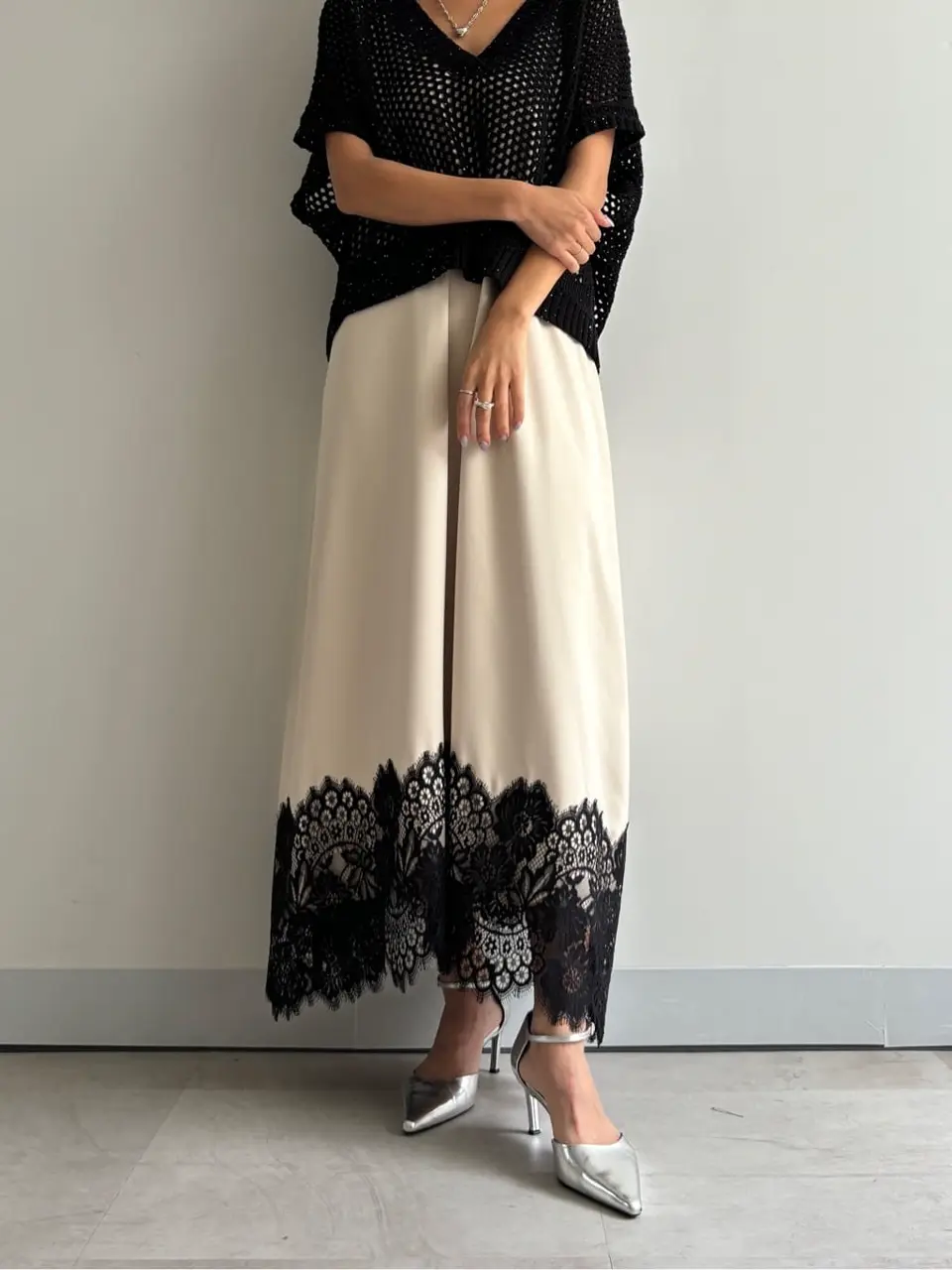 ORIGINATED IN GRACE CONTINENTAL yukimi yonee コーディネート画像