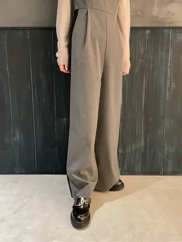 ORIGINATED IN GRACE CONTINENTAL 三浦　芙優 コーディネート画像