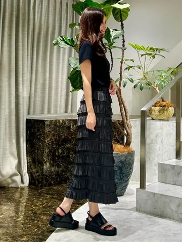 ORIGINATED IN GRACE CONTINENTAL 志田　悠 コーディネート画像