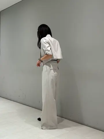 ORIGINATED IN GRACE CONTINENTAL 志田　悠 コーディネート画像