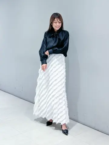 ORIGINATED IN GRACE CONTINENTAL yukimi yonee コーディネート画像