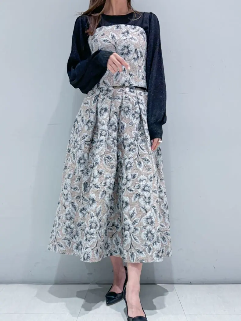 ORIGINATED IN GRACE CONTINENTAL yukimi yonee コーディネート画像