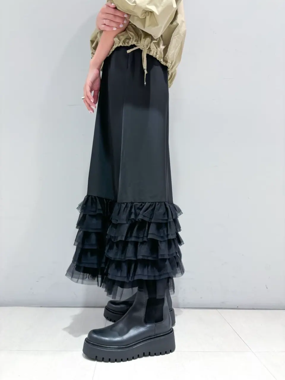 ORIGINATED IN GRACE CONTINENTAL yukimi yonee コーディネート画像