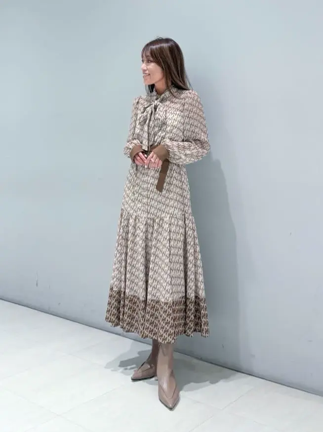 ORIGINATED IN GRACE CONTINENTAL yukimi yonee コーディネート画像