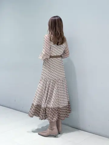 ORIGINATED IN GRACE CONTINENTAL yukimi yonee コーディネート画像