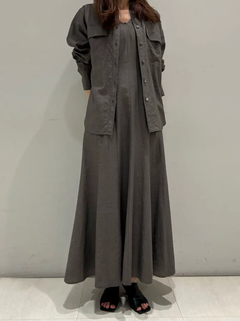 ORIGINATED IN GRACE CONTINENTAL 志田　悠 コーディネート画像