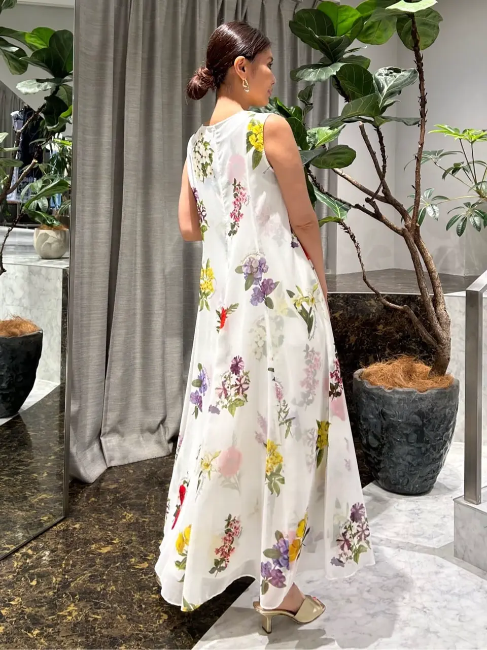 ORIGINATED IN GRACE CONTINENTAL 志田　悠 コーディネート画像