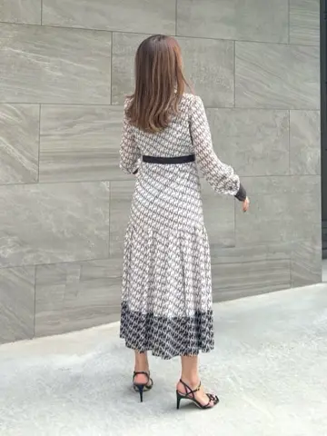 ORIGINATED IN GRACE CONTINENTAL yukimi yonee コーディネート画像