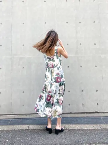 ORIGINATED IN GRACE CONTINENTAL yukimi yonee コーディネート画像