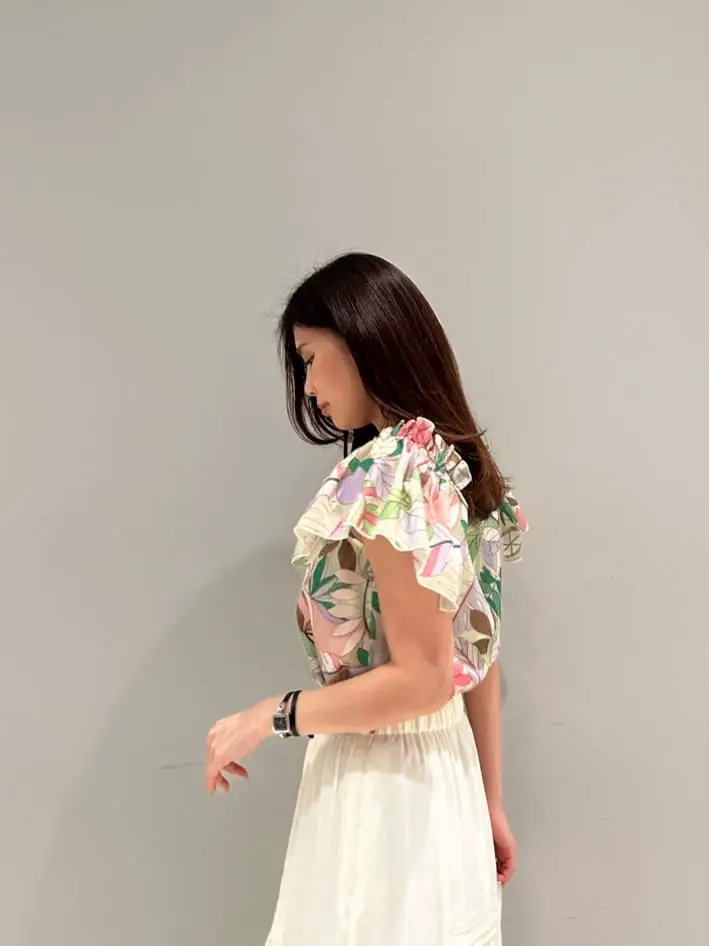 ORIGINATED IN GRACE CONTINENTAL 志田　悠 コーディネート画像