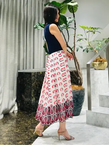 ORIGINATED IN GRACE CONTINENTAL 志田　悠 コーディネート画像