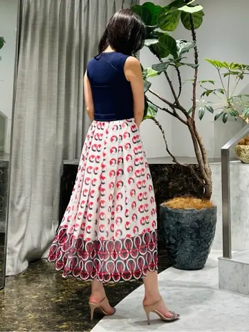 ORIGINATED IN GRACE CONTINENTAL 志田　悠 コーディネート画像