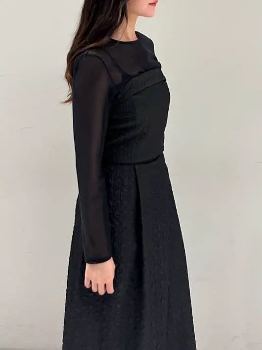 ORIGINATED IN GRACE CONTINENTAL 髙田　美衣 コーディネート画像