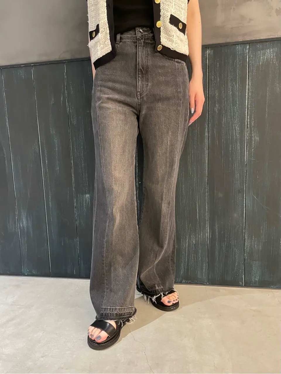 ORIGINATED IN GRACE CONTINENTAL 三浦　芙優 コーディネート画像