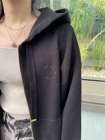 ORIGINATED IN GRACE CONTINENTAL 三浦　芙優 コーディネート画像