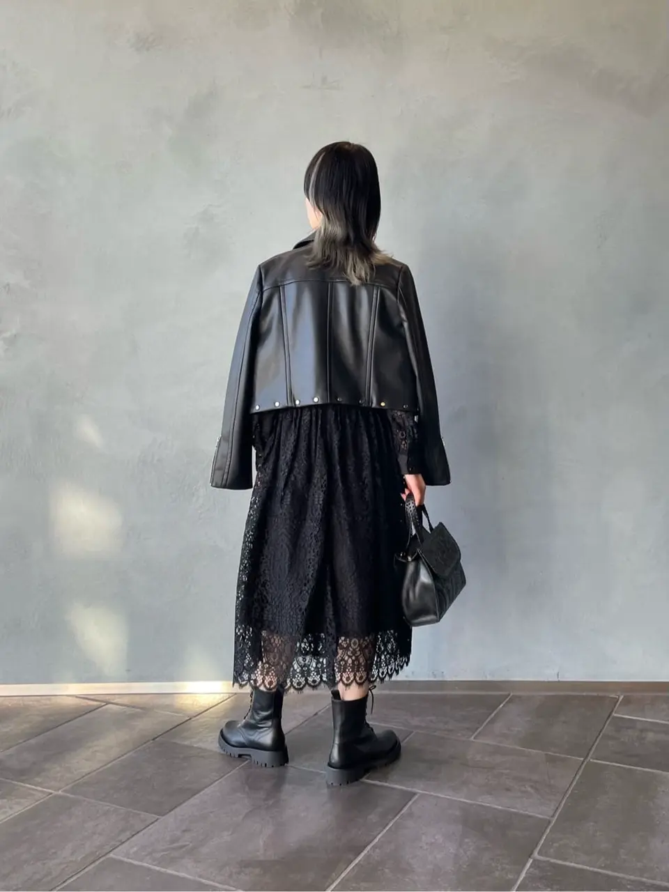 ORIGINATED IN GRACE CONTINENTAL 三浦　芙優 コーディネート画像