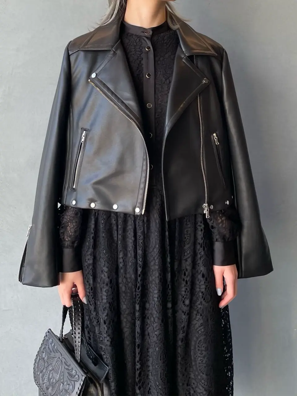 ORIGINATED IN GRACE CONTINENTAL 三浦　芙優 コーディネート画像