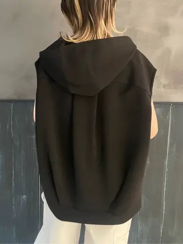 ORIGINATED IN GRACE CONTINENTAL 三浦　芙優 コーディネート画像