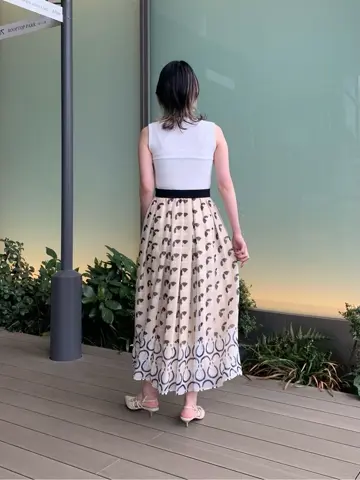 ORIGINATED IN GRACE CONTINENTAL 三浦　芙優 コーディネート画像