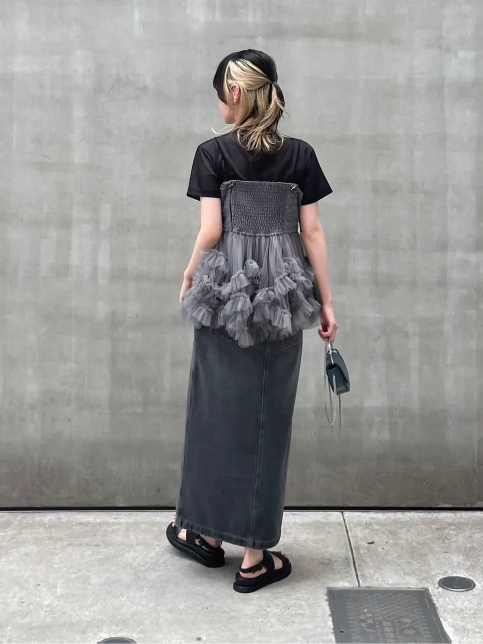 ORIGINATED IN GRACE CONTINENTAL 三浦　芙優 コーディネート画像